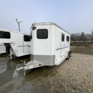 2019 sundowner charter 2 horse charter bumper pull